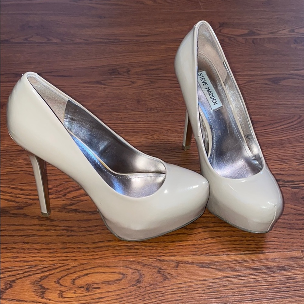 Steve madden pumps